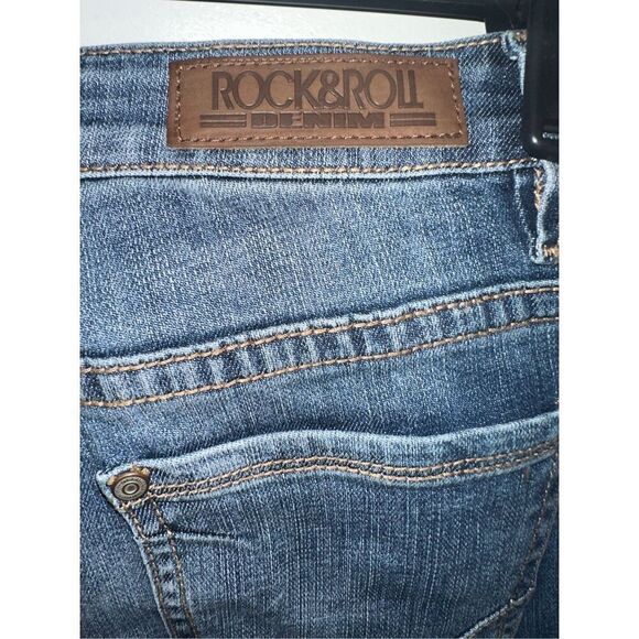 Rock & Roll Cowgirl Jeans Women’s (26 x 32) High Rise Trouser Flare Dark Wash 4 - Picture 6 of 8